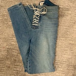 Hudson High-Rise Lace Up Super Skinny | Women’s 26
